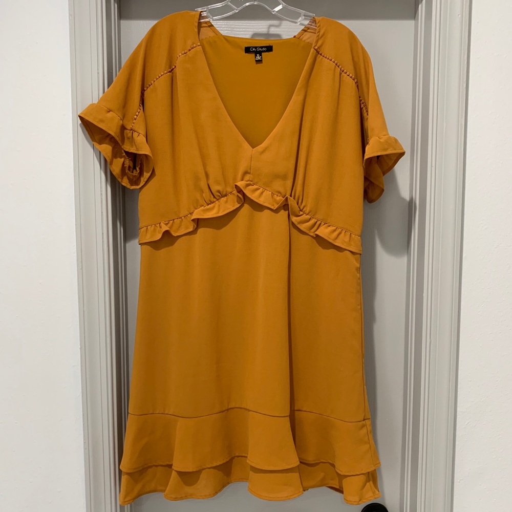 Yellow dress